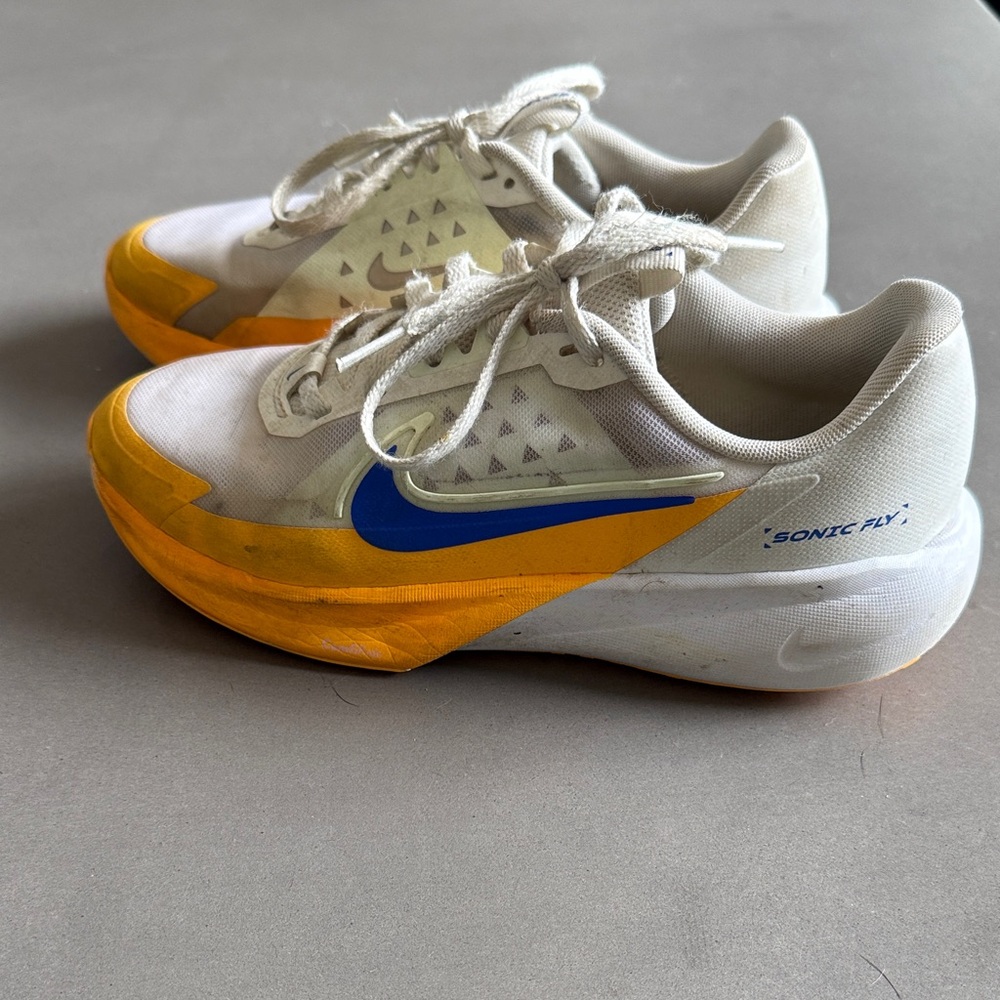 Nike Sonic Fly Trainers - Picture 1 of 7